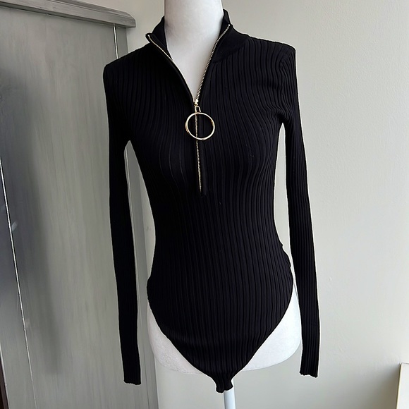 🎉HP🎉 🆕 Hera Collection Mock Neck Bodysuit - Picture 5 of 14